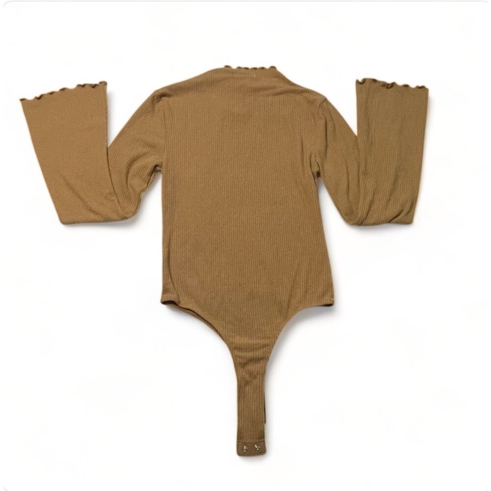 Just Polly Juniors' Long Bell-Sleeve Ribbed Bodysuit - Camel Tan, Size M, New - Picture 7 of 12
